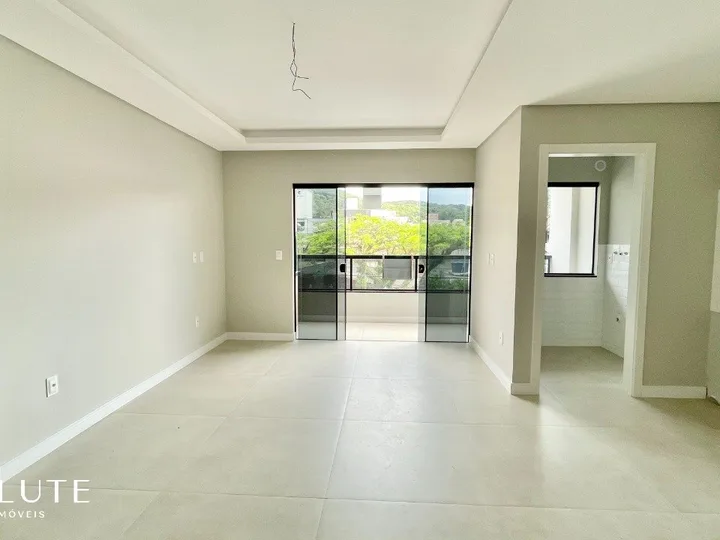 Apartamento à venda com 2 dormitórios nas nações.