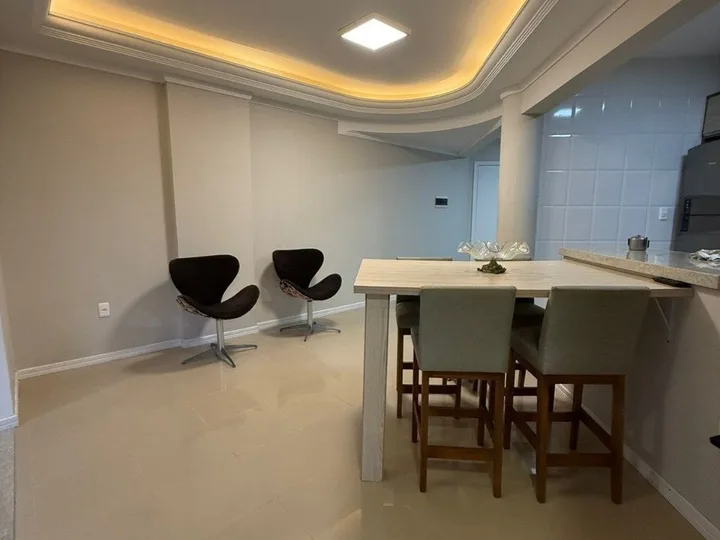 Apartamento à venda com 3 suítes no Centro