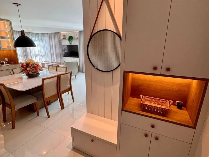 Apartamento à venda com 3 suítes no Centro