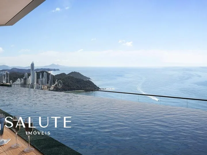 Apartamento 4 suítes.