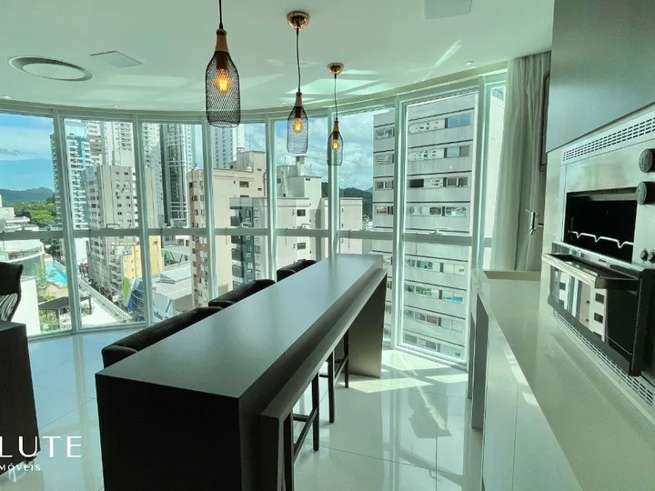 Apartamento à venda 3 suítes na Barra Sul