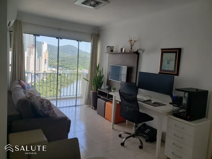 Apartamento à venda 2 dormitórios Barra Sul