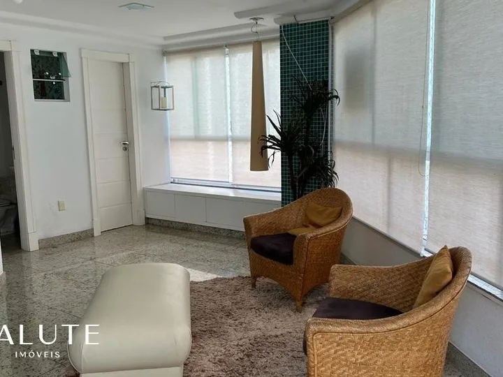 Apartamento à venda 3 suítes na Barra Sul