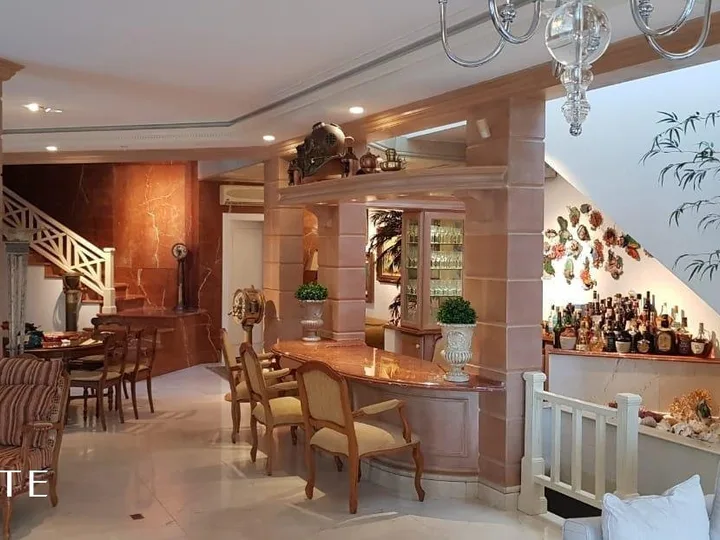 Casa de luxo à venda 10 dormitório em Bombinhas