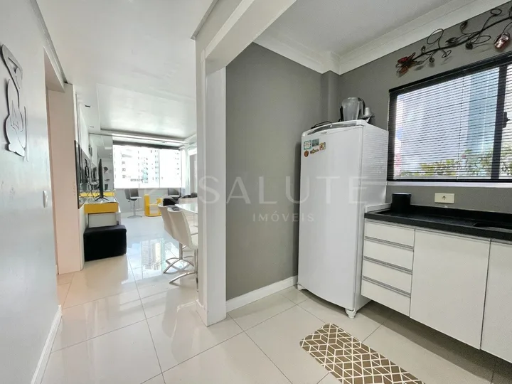 Apartamento aluguel anual 2 dormitórios no Centro