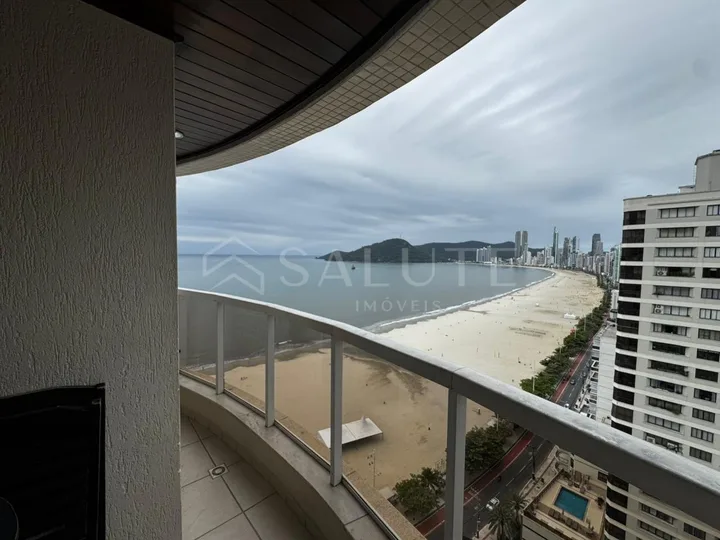 Apartamento à venda 2 dormitórios Barra Sul.