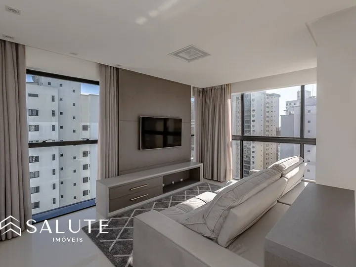 Excelente Apartamento Quadra Mar