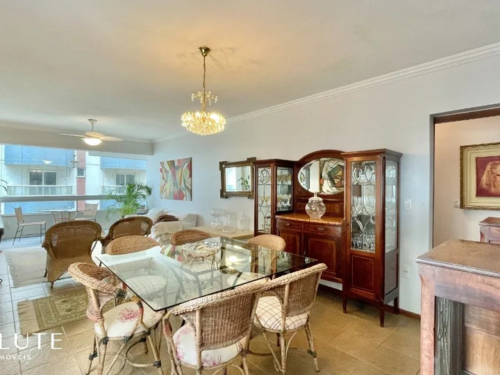 Apartamento à venda 3 dormitórios na Barra Sul