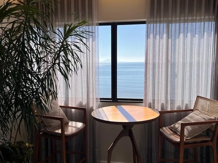 Apartamento á Venda com 2 suítes na Barra Sul