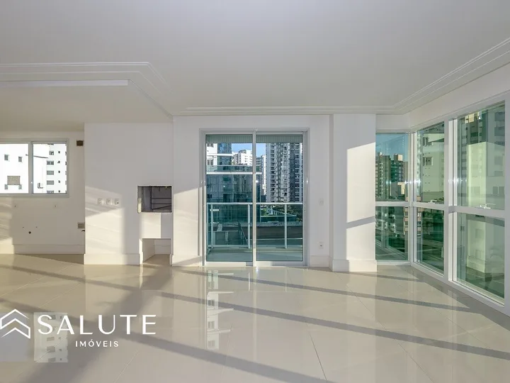 Excelente Apartamento Quadra Mar