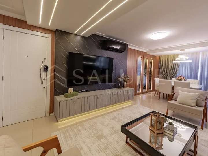 Apartamento à venda 3 suítes no Centro