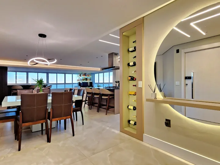 Apartamento à venda 4 suítes na Barra sul