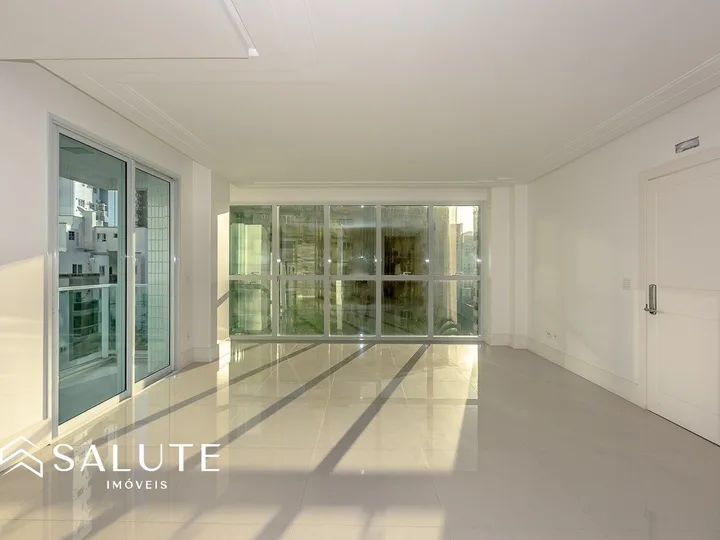 Excelente Apartamento Quadra Mar