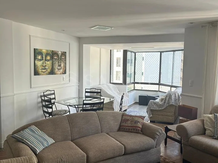 Apartamento a venda com 3 dormitórios no Centro