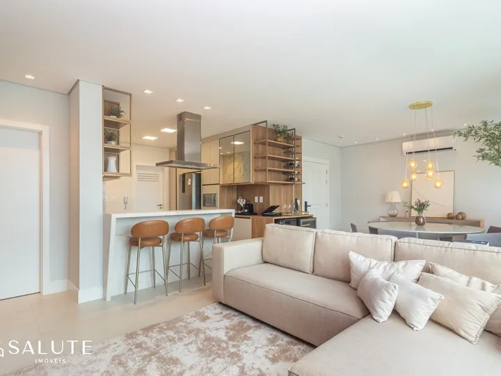 Apartamento 4 dormitórios em Centro Balneário Camboriú