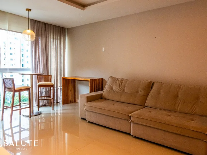 Apartamento à venda com 4 suítes no Pioneiros
