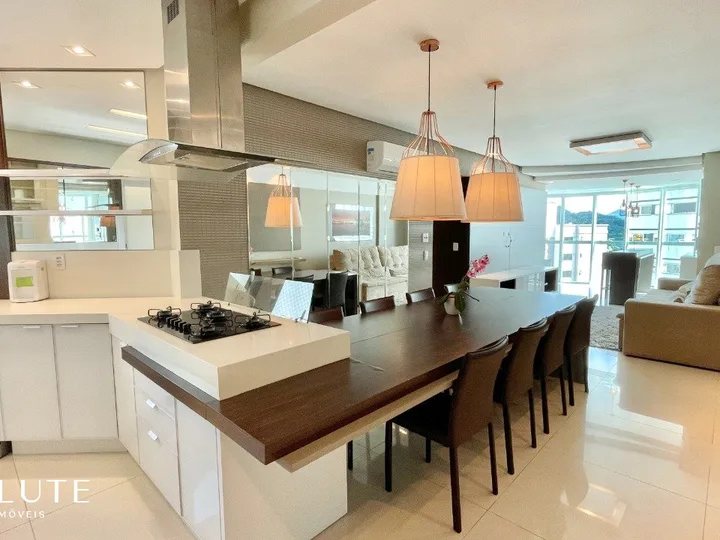 Apartamento à venda 3 suítes na Barra Sul