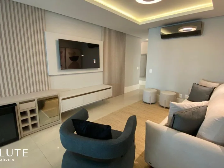 Apartamento à venda 3 dormitórios no Centro.
