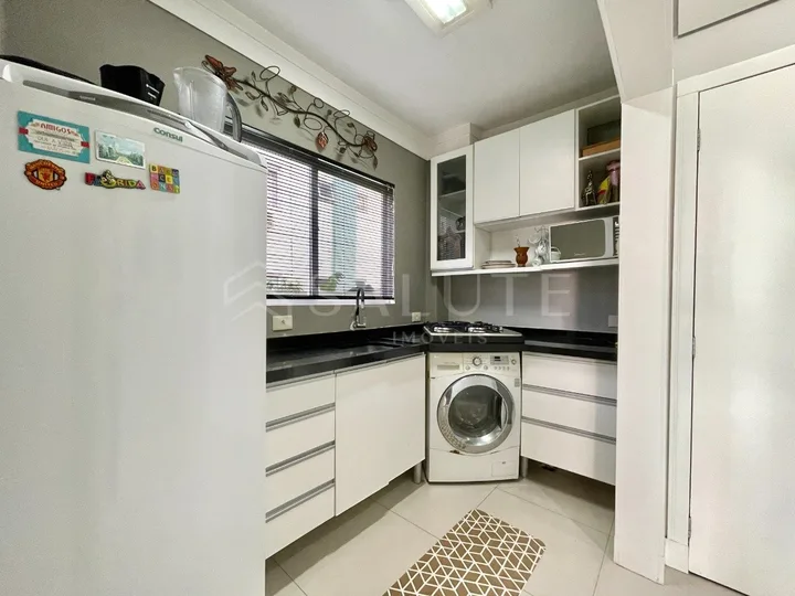 Apartamento aluguel anual 2 dormitórios no Centro