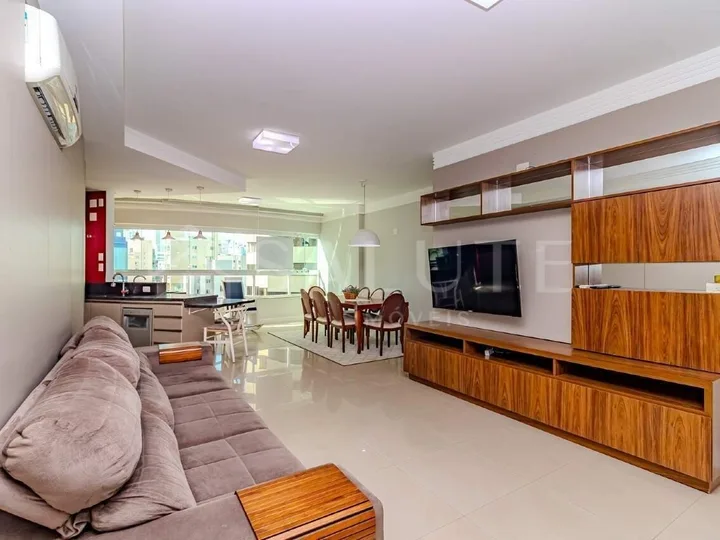 Apartamento à venda 3 Dormitórios na Barra Sul