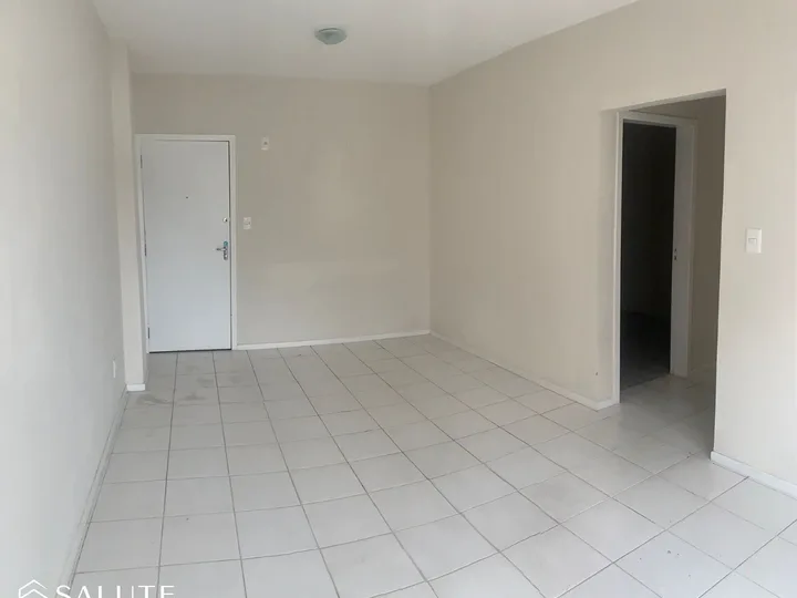 Apartamento à venda com 3 dormitórios no Pioneiros