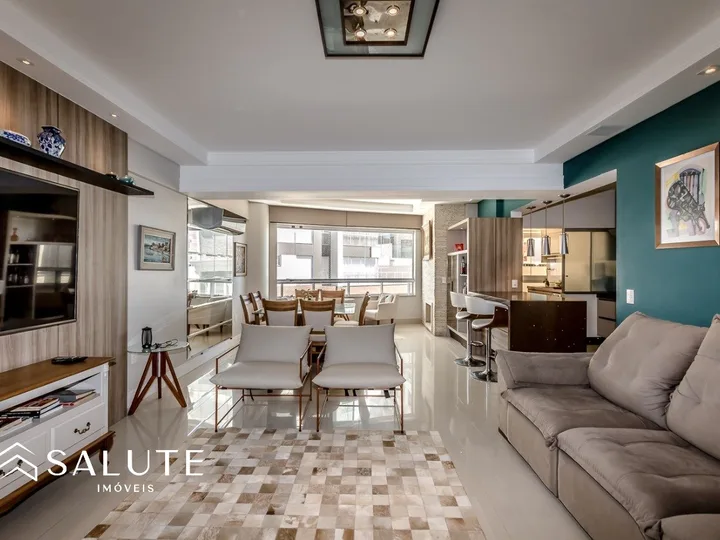 Apartamento à venda 3 suítes na Barra Sul