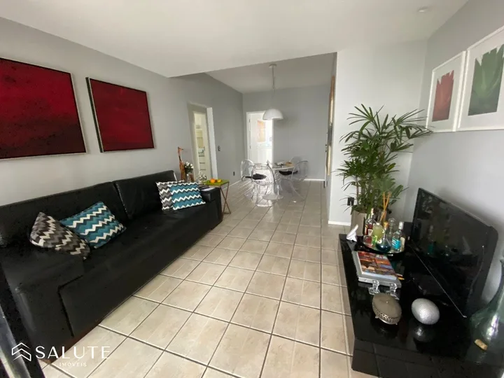 Apartamento à venda com 3 dormitórios na Barra Sul