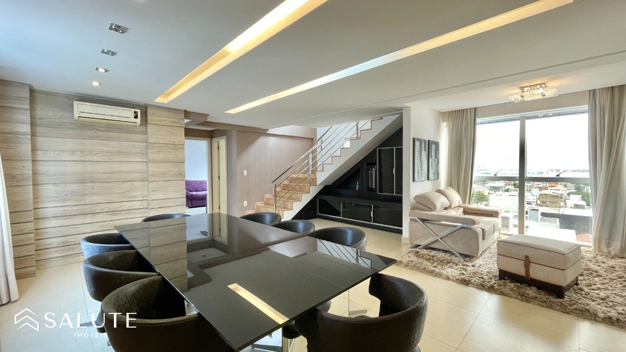Duplex à venda com 3 Dormitórios na Barra Sul.