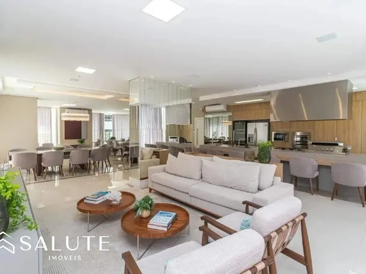 Apartamento à venda com 3 suítes no Centro