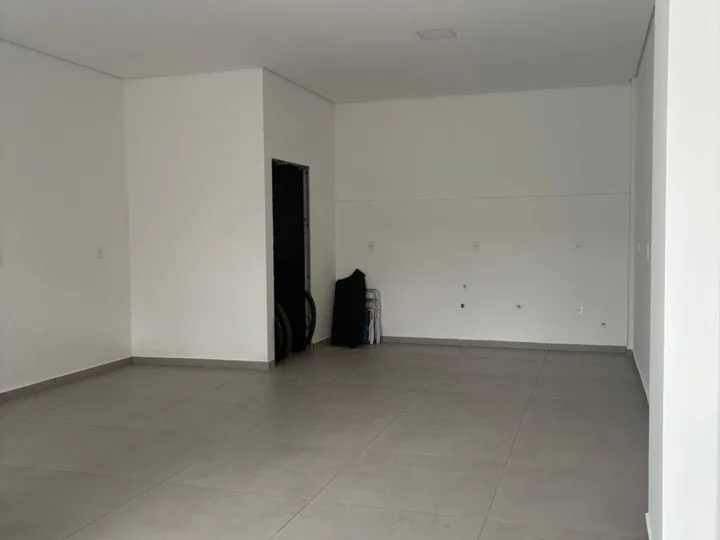 Sala comercial aluguel anual no Centro