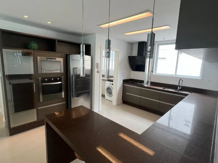 Apartamento à venda 3 Suítes Barra Sul