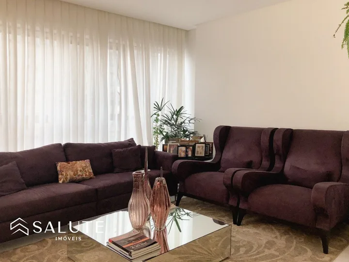 Apartamento Novo com 4 Suítes a 250m da Praia.