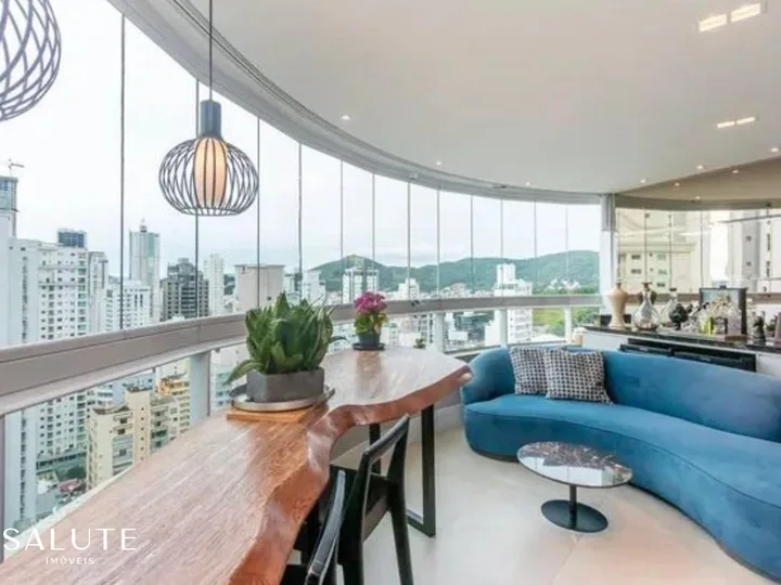 Apartamento aluguel anual 3 suítes no Pioneiros