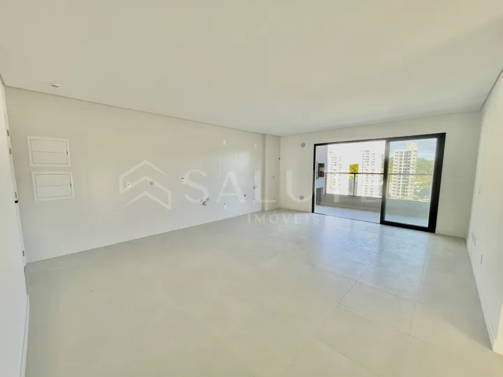 Apartamento à venda 3 dormitórios na Praia Brava