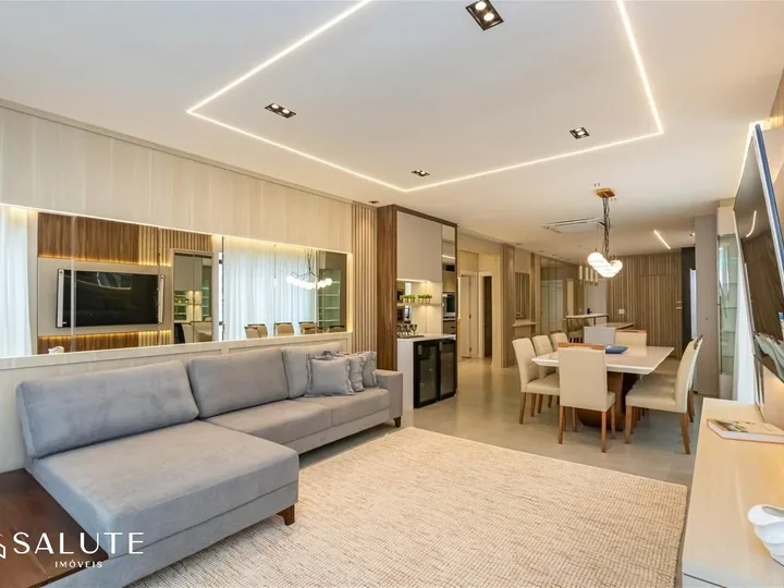 Apartamento à venda com 3 suítes na Barra Norte