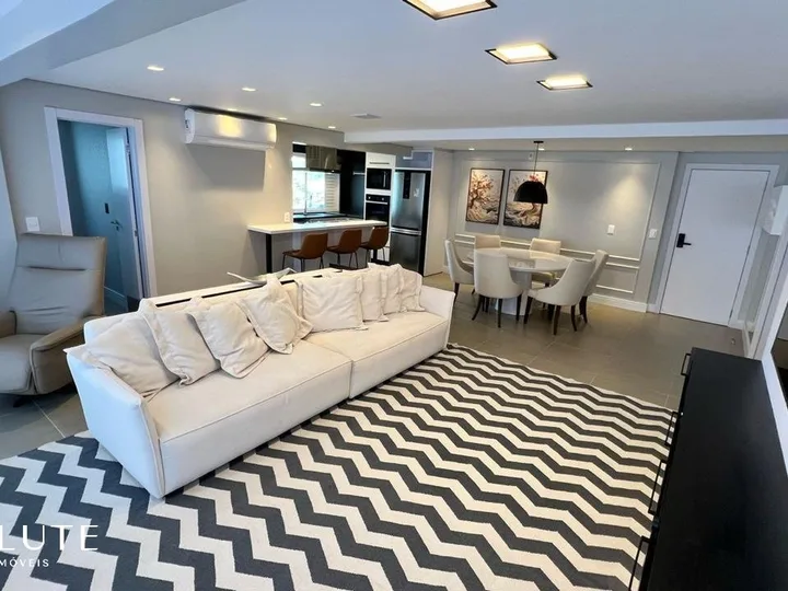 Apartamento 3 dormitórios à venda na Barra Sul