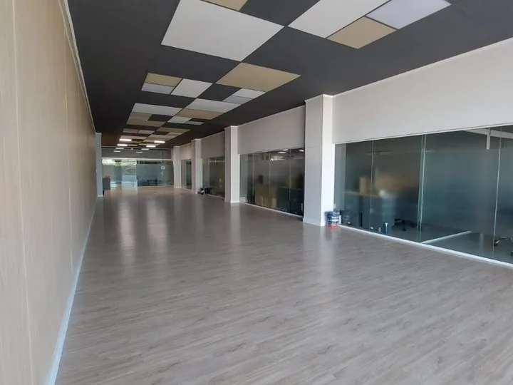 Sala Comercial aluguel anual em Itajaí