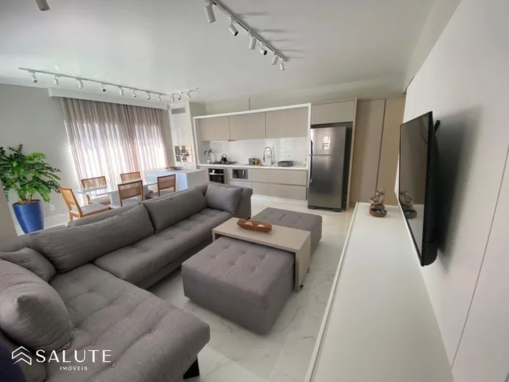 Apartamento à venda 3 suítes no Centro