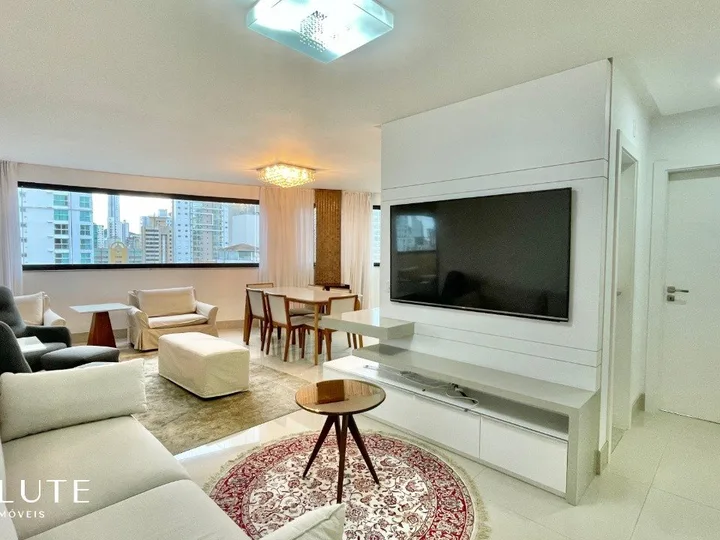 Apartamento aluguel anual 3 suítes no Centro