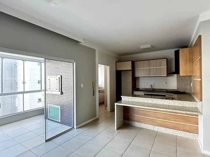 Apartamento à venda 2 dormitórios no Centro