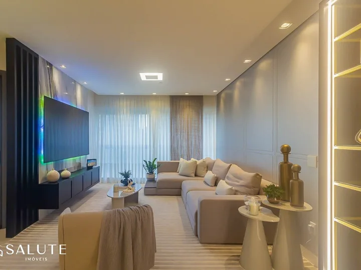 Apartamento á Venda com 4 Suítes no Centro