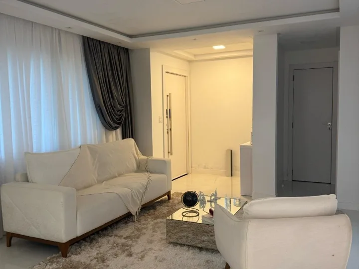 Casa com 4 dormitórios no bairro dos estados