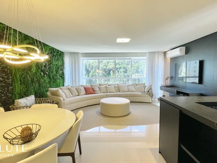Apartamento aluguel anual 4 suítes no Pioneiros