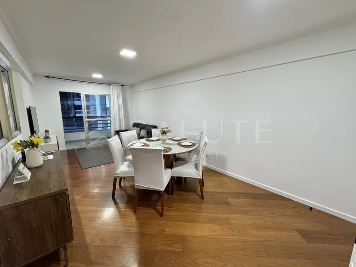 Apartamento frente mar à venda 3 dormitórios no Centro
