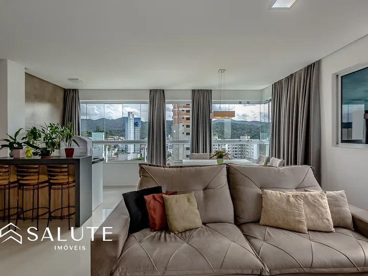 Apartamento 2 suítes e 2 vagas de garagem