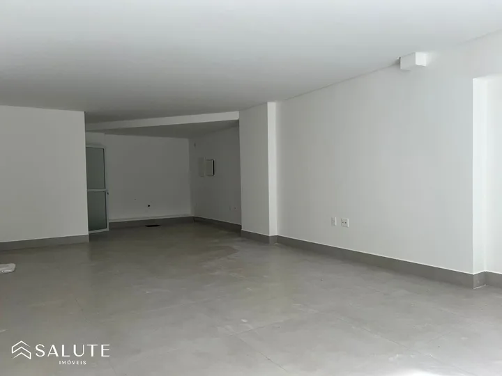 Sala comercial 52m² à venda no Centro
