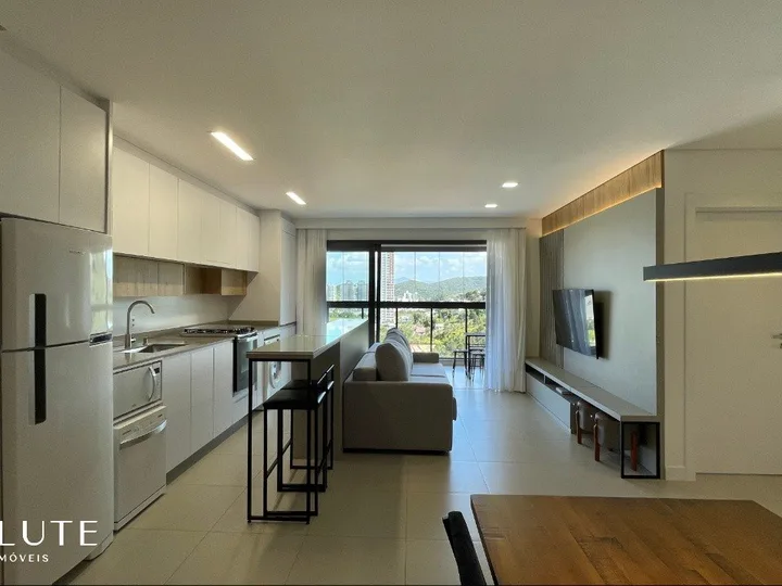 Apartamento à venda 2 dormitórios na Praia Brava