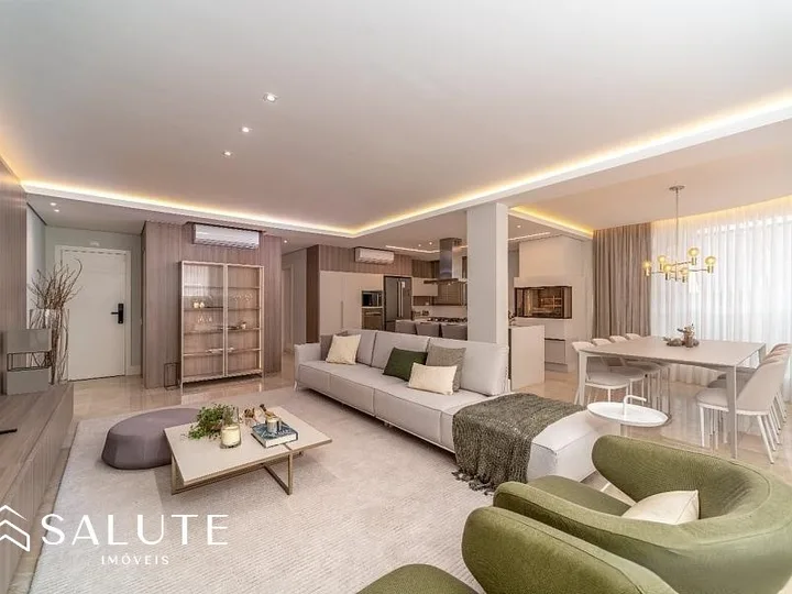 Apartamento à venda com 4 suítes na Praia Brava