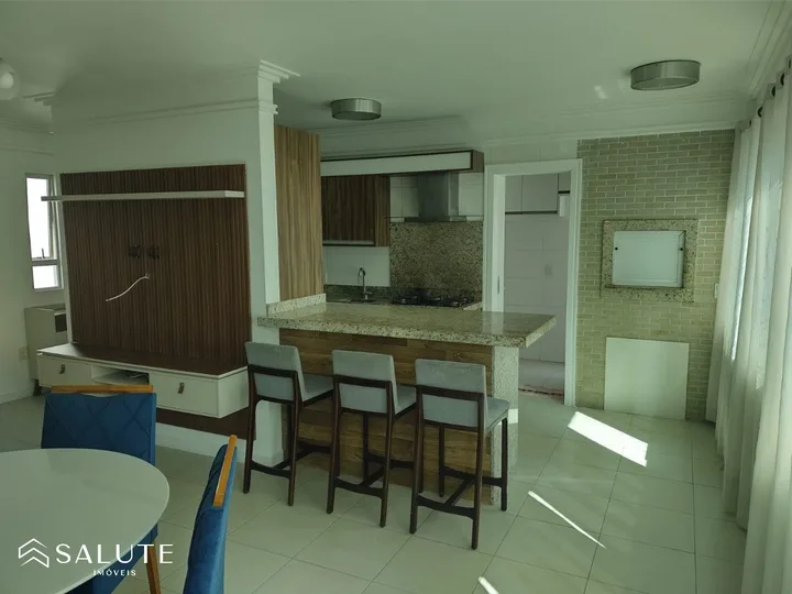 Apartamento à venda com 3 dormitórios na Barra Sul