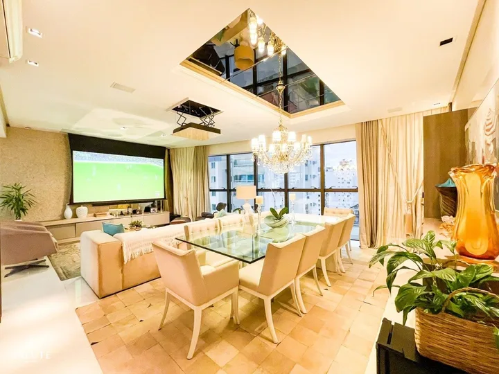Apartamento à venda 3 suítes no Centro